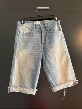 FRAME Denim Le Vintage Bermuda Shorts - Light Blue Denim